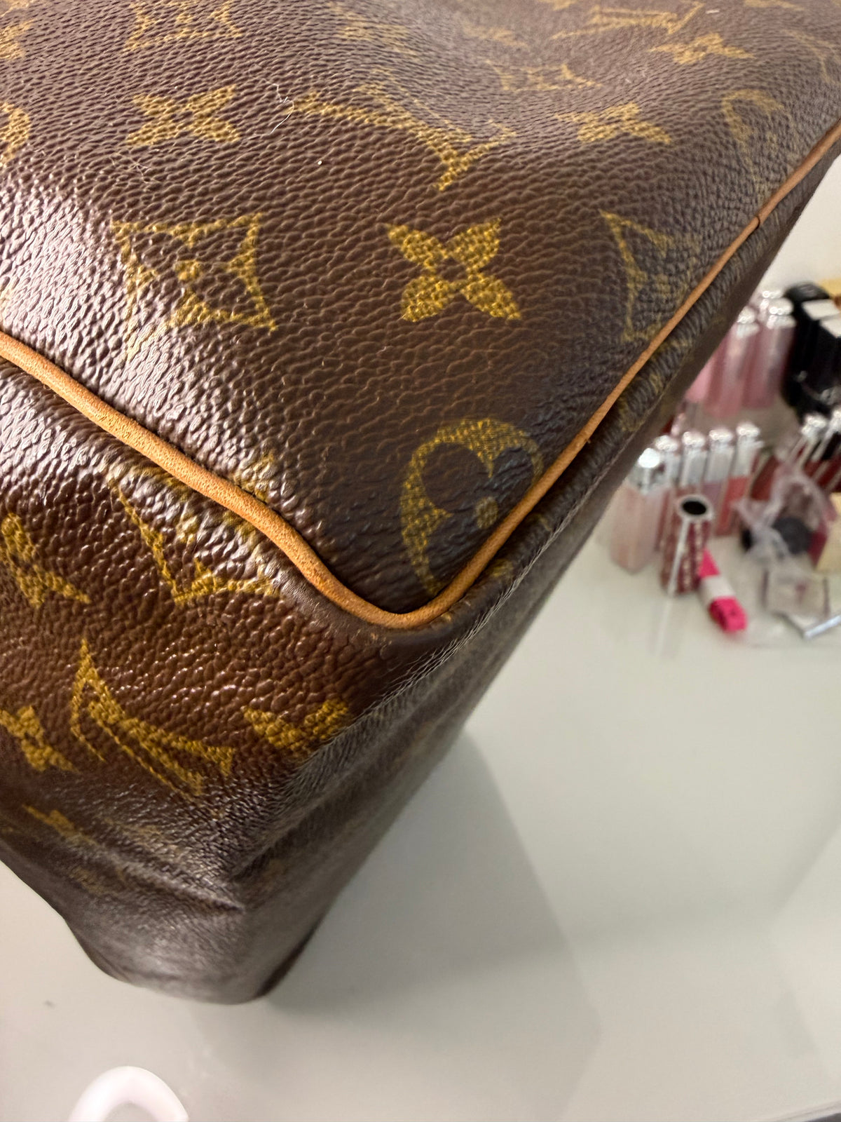 Louis Vuitton Monogram Speedy 40