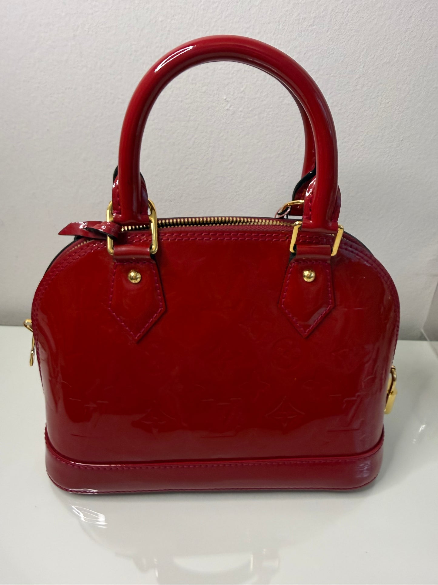 Louis Vuitton Vernis Alma BB Rose Indien
