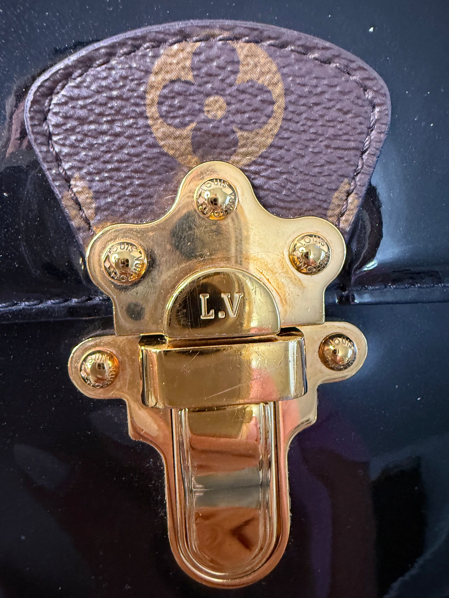 Louis Vuitton Cherrywood Vernis
