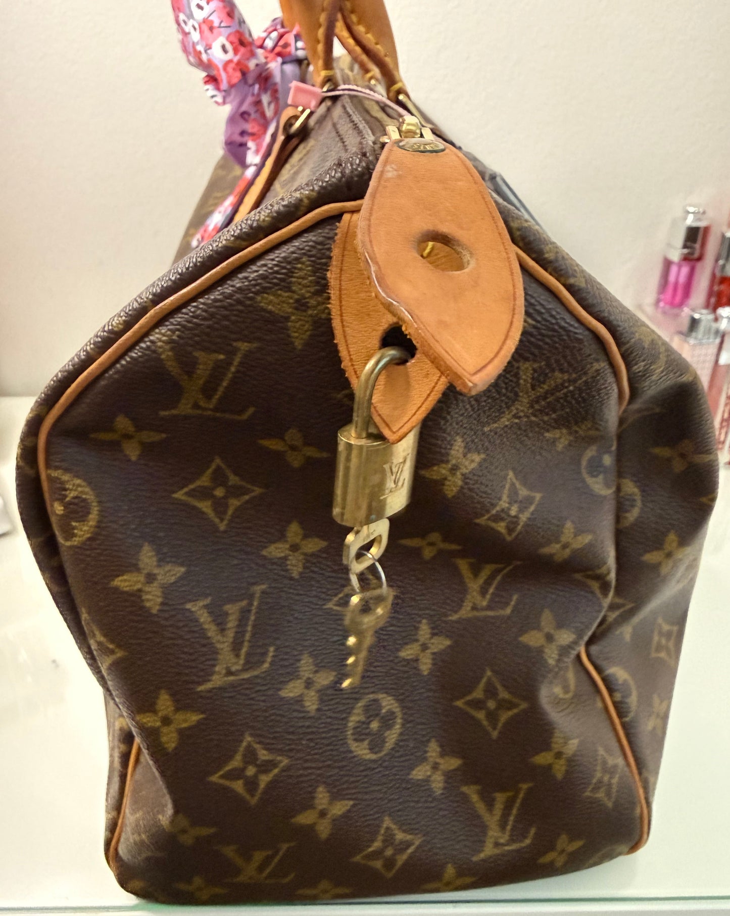 Louis Vuitton Monogram Speedy 40