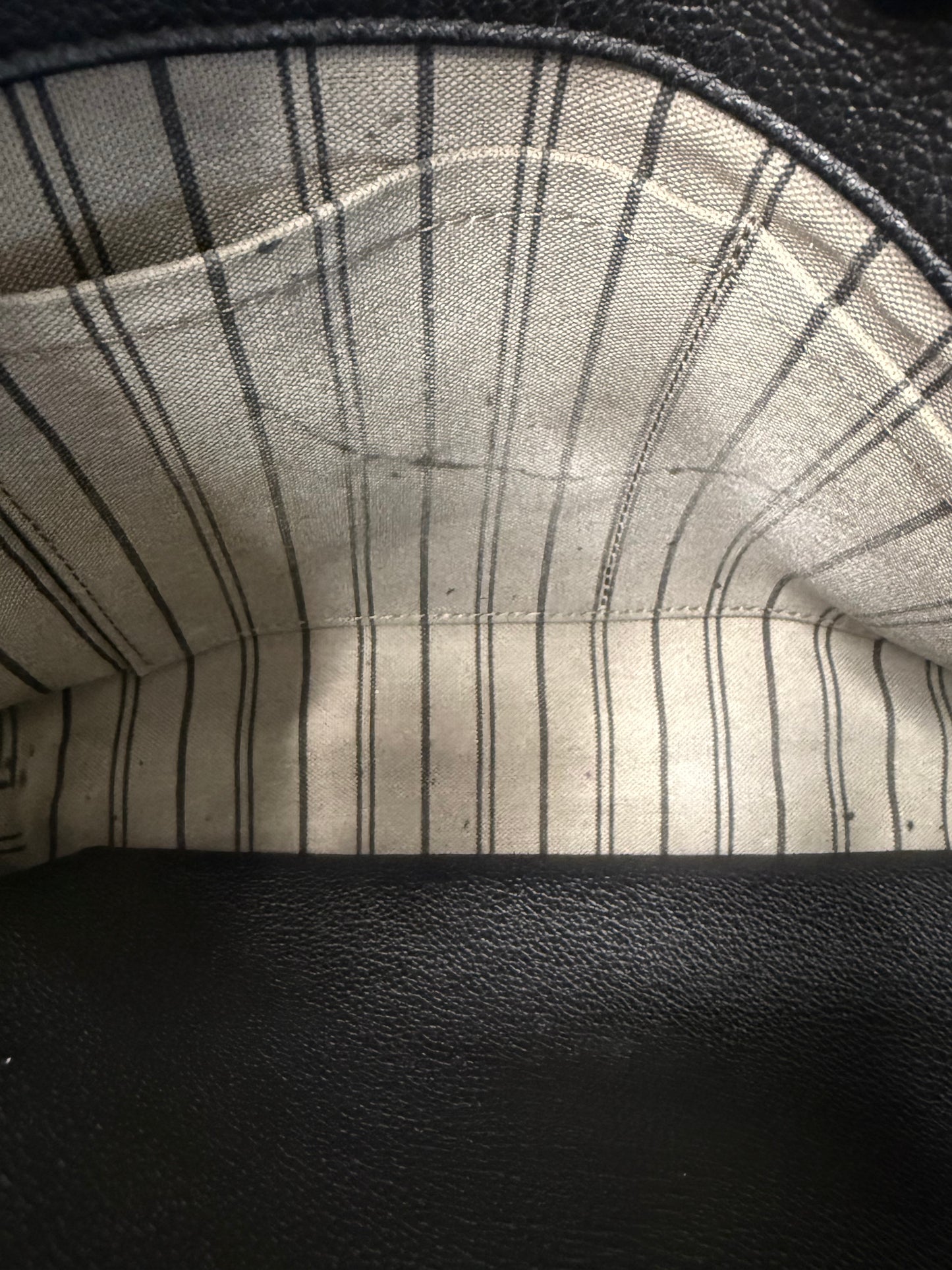 LV Monogram Empreinte Montaigne Black