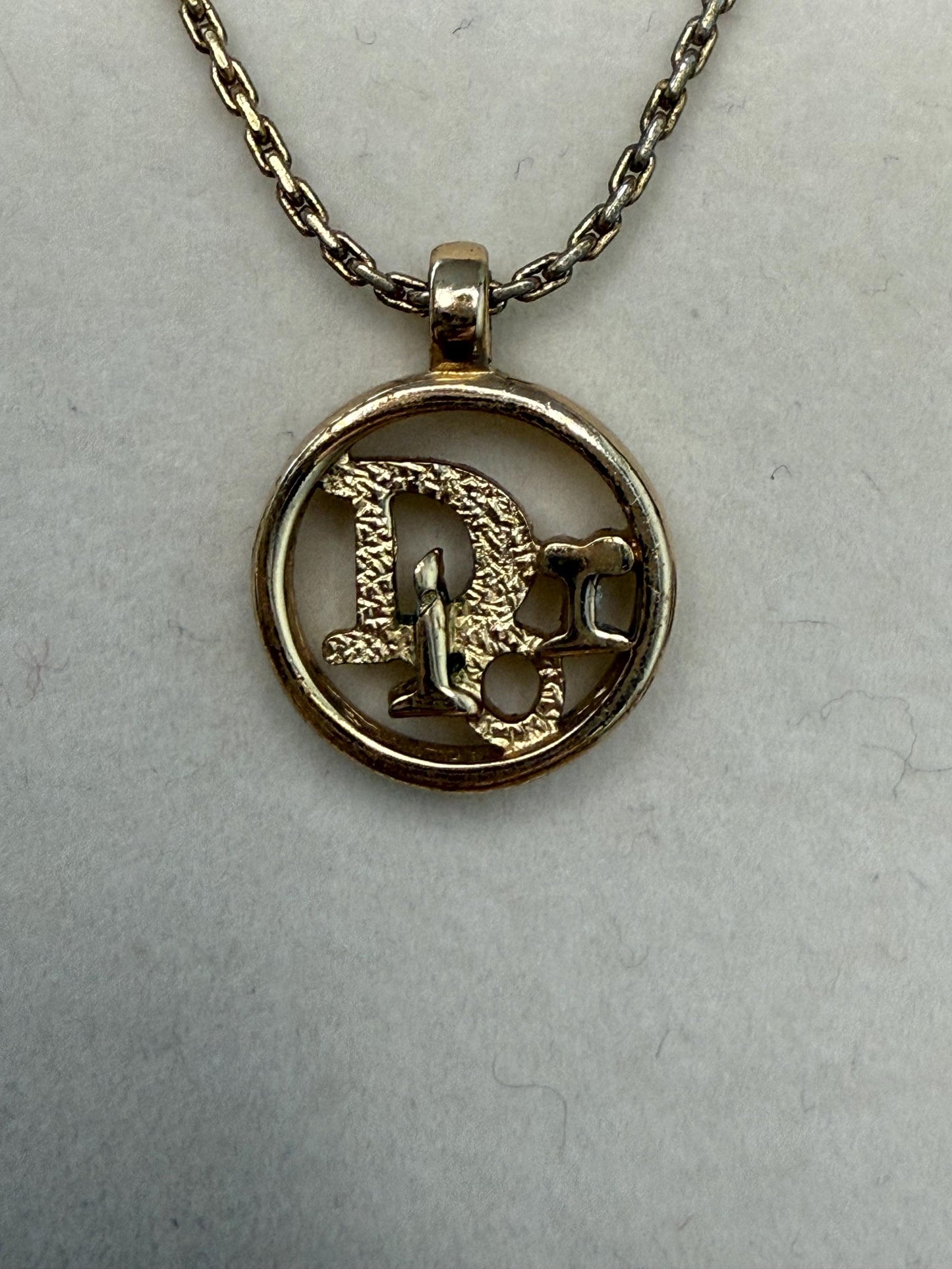 Christian Dior “Dior  Circle Necklace