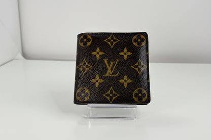 Louis Vuitton Monogram Mens Bi-fold Marco Wallet